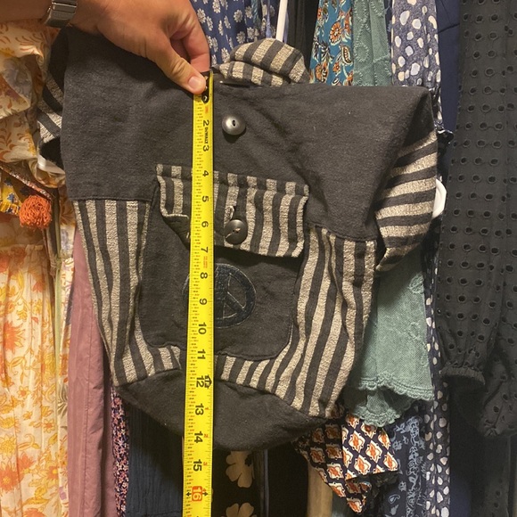 Shoulder Bag - Picture 4 of 8